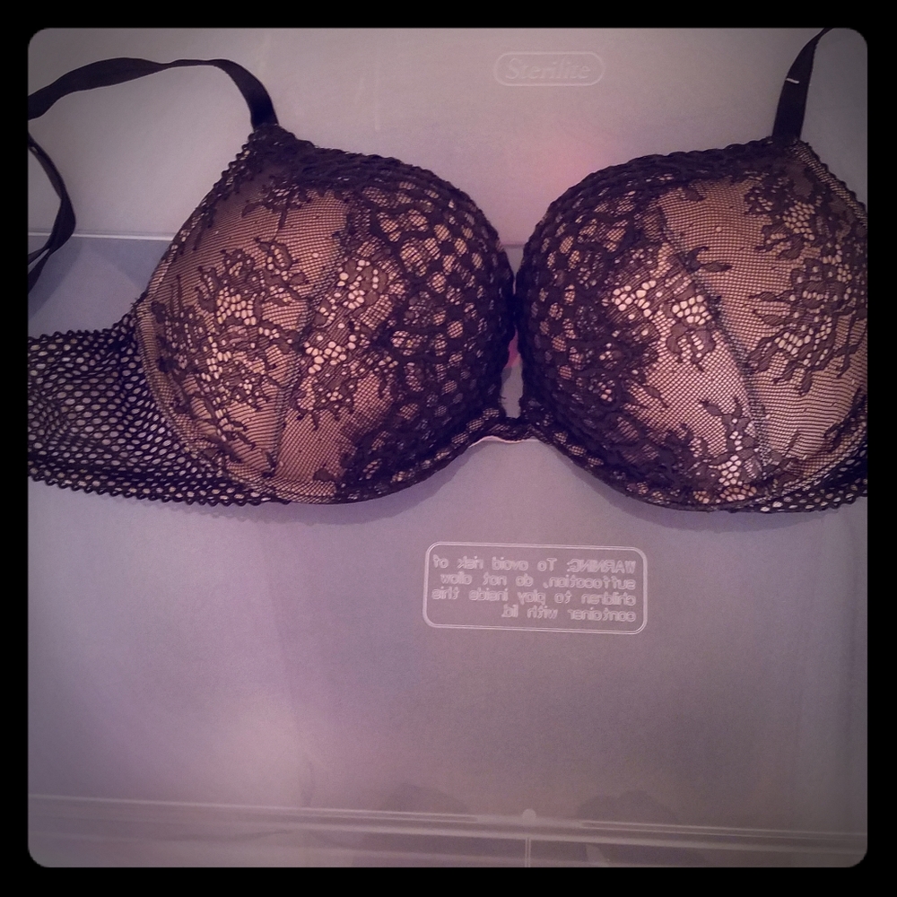 Victoria's Secret Padded Push Up Bra